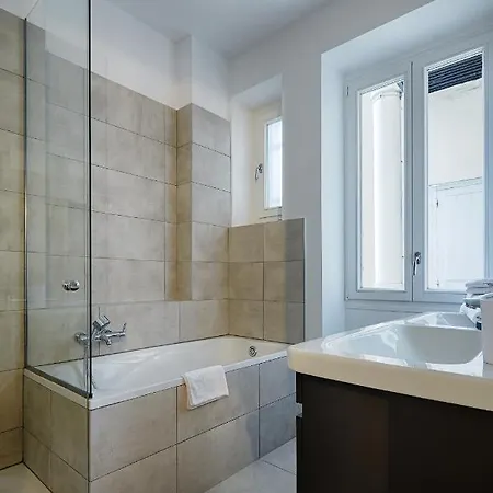Veeve - Emerald Exuberance Apartment Paris